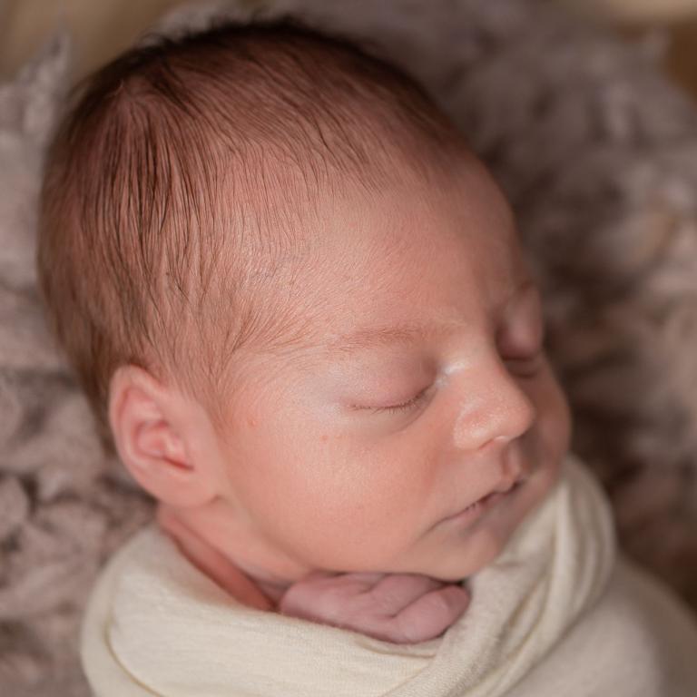 Neugeborenenshooting, Newborn, Babyfotografie, kleines Wunder, Manuela Reichel Fotografie, Nürnberg