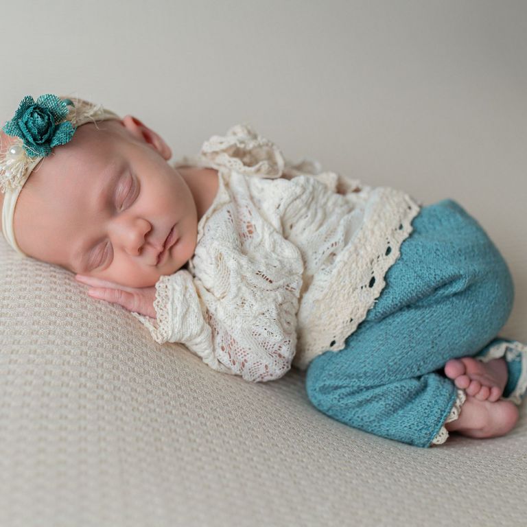 Neugeborenenshooting, Newborn, Babyfotografie, kleines Wunder, Manuela Reichel Fotografie, Nürnberg