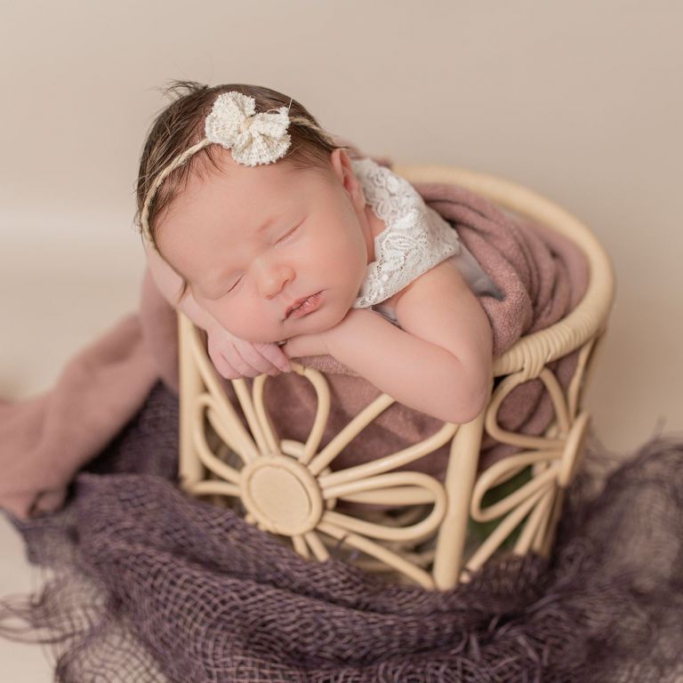 Neugeborenenshooting, Newborn, Babyfotografie, kleines Wunder, Manuela Reichel Fotografie, Nürnberg