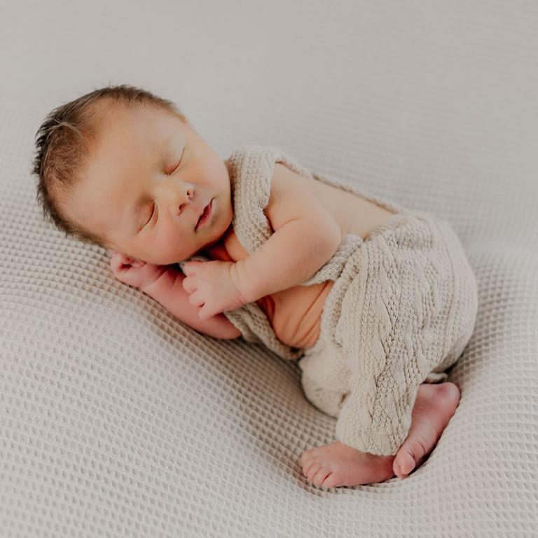 Neugeborenenshooting, Newborn, Babyfotografie, kleines Wunder, Manuela Reichel Fotografie, Nürnberg