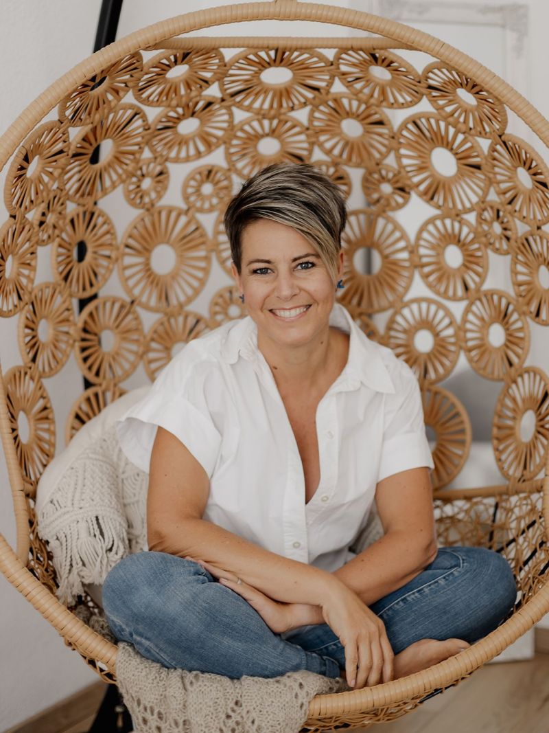 Deine Fotografin Manuela Reichel, Fotografin, Nürnberg, gemütlich im Hängesessel